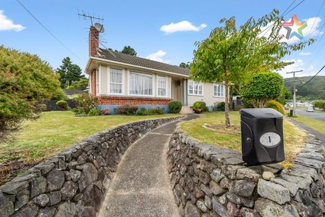 Photo of property in 1 Delaney Drive, Stokes Valley, Lower Hutt, 5019