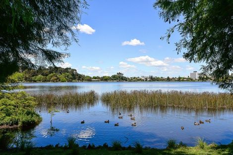 Photo of property in 11 Lake Domain Drive, Frankton, Hamilton, 3204