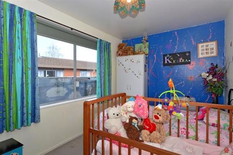 Photo of property in 2/53 Kuaka Crescent, Bromley, Christchurch, 8062