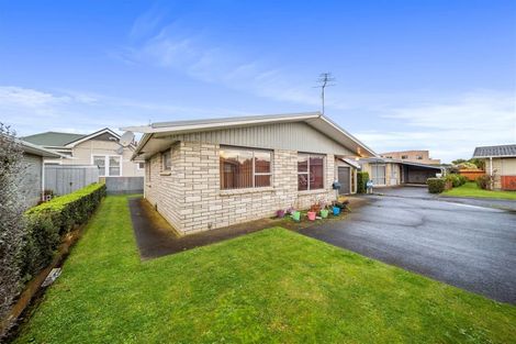 Photo of property in 9 Puriri Street, Hawera, 4610