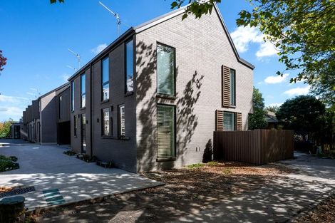 Photo of property in 4/7 Grove Road, Addington, Christchurch, 8024