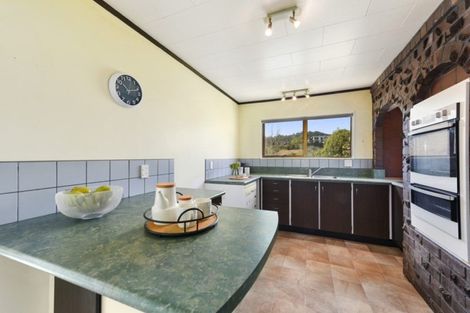 Photo of property in 6 Pioneer Grove, Silverstream, Upper Hutt, 5019