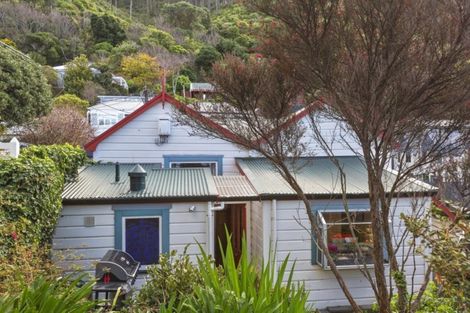 Photo of property in 1 Pitarua Street, Thorndon, Wellington, 6011