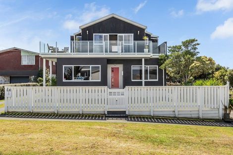 Photo of property in 9 Sackville Street, Fitzroy, New Plymouth, 4312