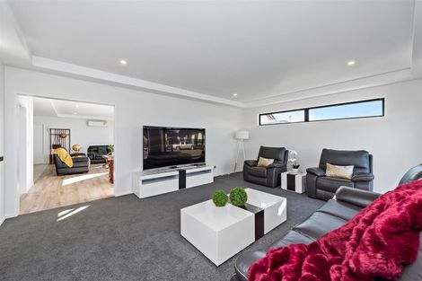 Photo of property in 11 Tulett Park Drive, Casebrook, Christchurch, 8051