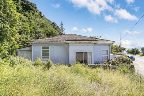 Photo of property in 455 Karaka Bay Road, Karaka Bays, Wellington, 6022