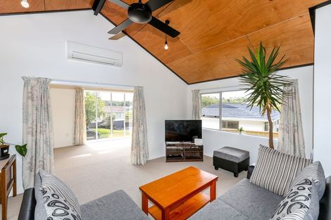 Photo of property in 3 Newlyn Place, Welbourn, New Plymouth, 4312