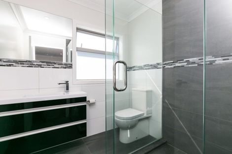 Photo of property in 90 Endeavour Drive, Whitby, Porirua, 5024