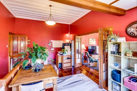 Photo of property in 7 Fitzroy Road, Bluff Hill, Napier, 4110