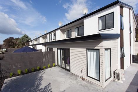 Photo of property in 2/25 Abbotsford Street, Whitiora, Hamilton, 3200