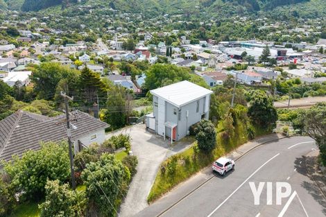 Photo of property in 35 Tawa Terrace, Tawa, Wellington, 5028