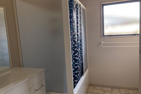 Photo of property in 12 Tralee Place, Hillcrest, Hamilton, 3216