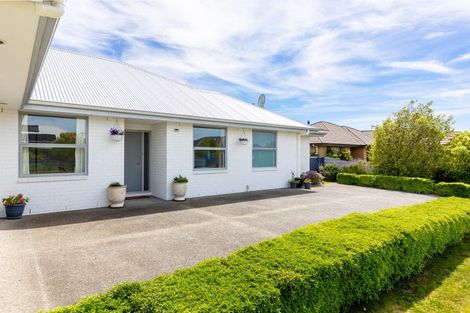 Photo of property in 16 River Terrace, Renwick, 7204