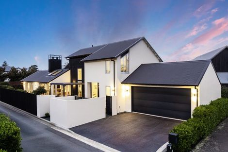 Photo of property in 18 Millpond Place, Parklands, Christchurch, 8083