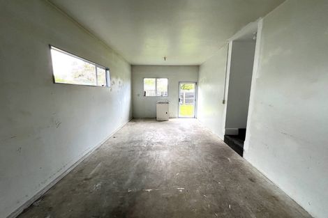 Photo of property in 15c Trevor Hosken Drive, Wiri, Auckland, 2104