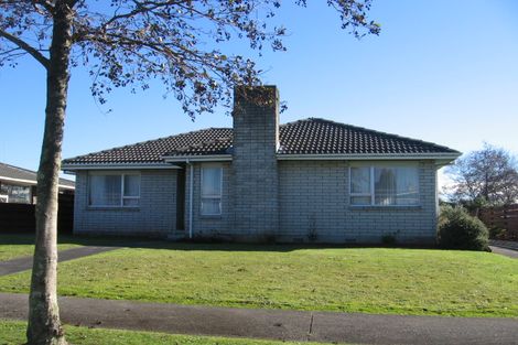 Photo of property in 38 Abraham Crescent, Milson, Palmerston North, 4414