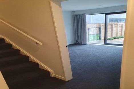 Photo of property in 35 John Street, Stokes Valley, Lower Hutt, 5019
