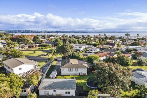 Photo of property in 7 Leaming Place, Clarks Beach, 2122