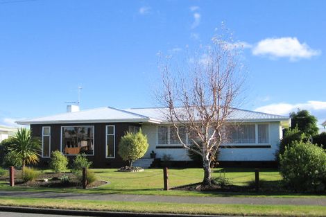 Photo of property in 43 Oldham Avenue, Onekawa, Napier, 4110