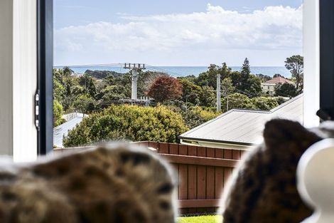 Photo of property in 45d Paynters Avenue, Strandon, New Plymouth, 4312