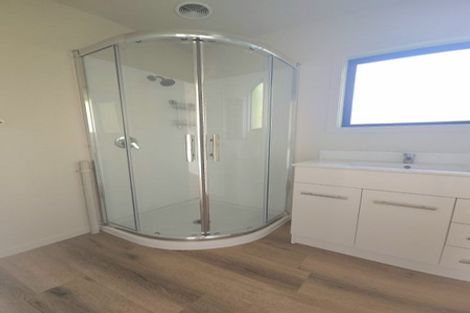 Photo of property in 28 Shoemaker Road, Waipu, 0510