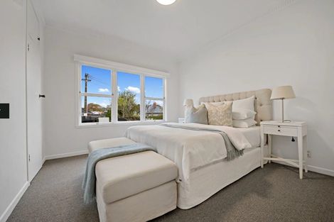 Photo of property in 4 Bloomfield Place, Epsom, Auckland, 1023