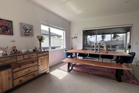 Photo of property in 10 Aberley Road, Schnapper Rock, Auckland, 0632