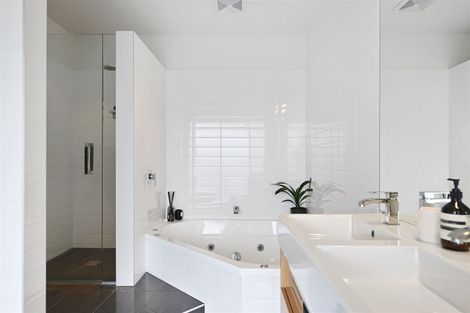 Photo of property in 134 Richmond Hill Road, Richmond Hill, Christchurch, 8081