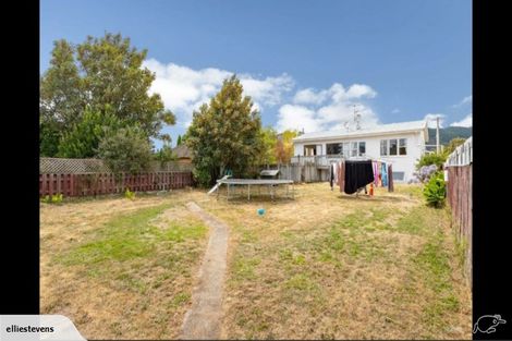 Photo of property in 72 Miro Street, Trentham, Upper Hutt, 5018