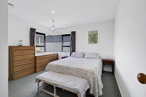 Photo of property in 35a Tukapa Street, Westown, New Plymouth, 4310