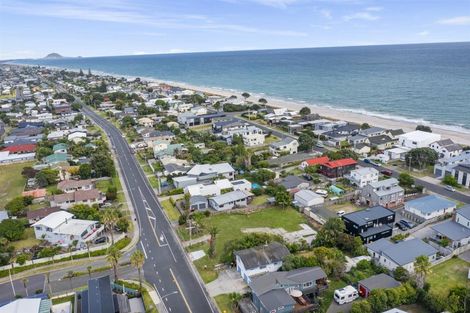 Photo of property in 1299 Papamoa Beach Road, Papamoa Beach, Papamoa, 3118