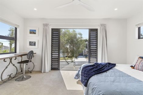 Photo of property in 20 Lynton Road, Bucklands Beach, Auckland, 2012