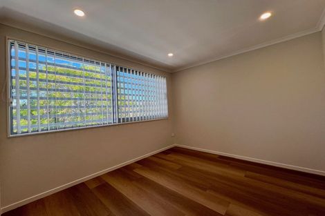 Photo of property in 109 Prince Regent Drive, Half Moon Bay, Auckland, 2012
