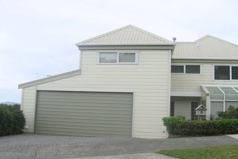 Photo of property in 1 Hibiscus Grove, Maungaraki, Lower Hutt, 5010