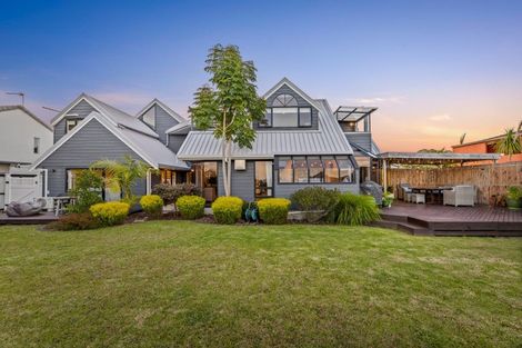 Photo of property in 18 Wiseley Road, Hobsonville, Auckland, 0618