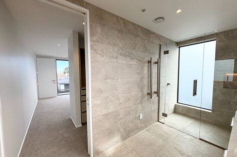 Photo of property in 2/7 Roa Road, Fendalton, Christchurch, 8041