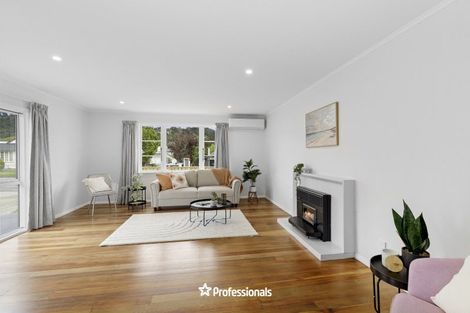 Photo of property in 179 Stokes Valley Road, Stokes Valley, Lower Hutt, 5019