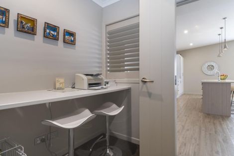 Photo of property in 30 Harbelle Close, Bethlehem, Tauranga, 3110