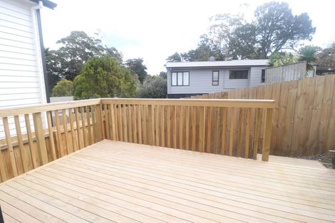 Photo of property in 18b Edgware Road, West Harbour, Auckland, 0618