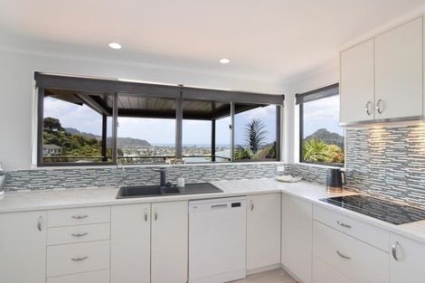 Photo of property in 3 Pine Grove, Tairua, 3508