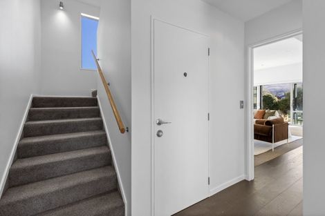 Photo of property in 18 Lochnagar Drive, Lake Hayes, Queenstown, 9304