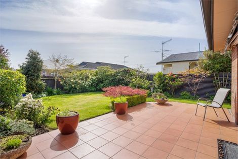 Photo of property in 98 Park Street, Winton, 9720