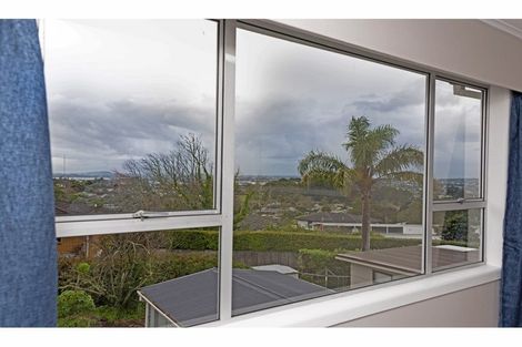 Photo of property in 207 Don Buck Road, Massey, Auckland, 0614