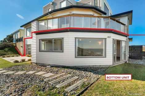Photo of property in 32 View Road, Houghton Bay, Wellington, 6023
