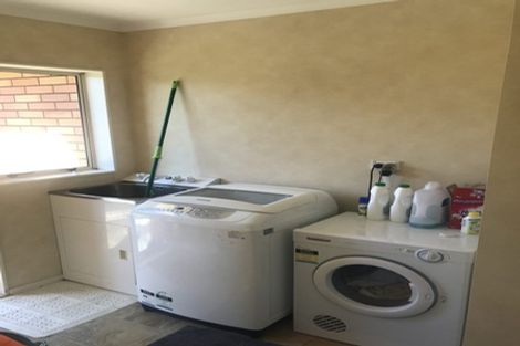 Photo of property in 26 Cairns Crescent, Rototuna, Hamilton, 3210