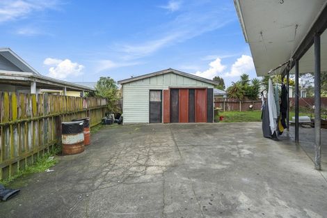 Photo of property in 35 Balmoral Street, Levin, 5510