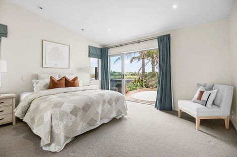 Photo of property in 48 Aurea Avenue, Pakuranga, Auckland, 2010