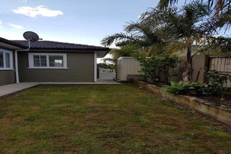 Photo of property in 4 Nirmal Place, Sunnyvale, Auckland, 0612