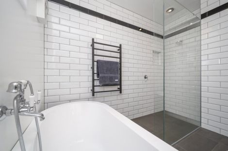 Photo of property in 15 Regan Street, Stratford, 4332