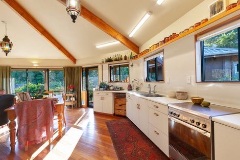 Photo of property in 10 Labyrinth Lane, Takaka, 7183